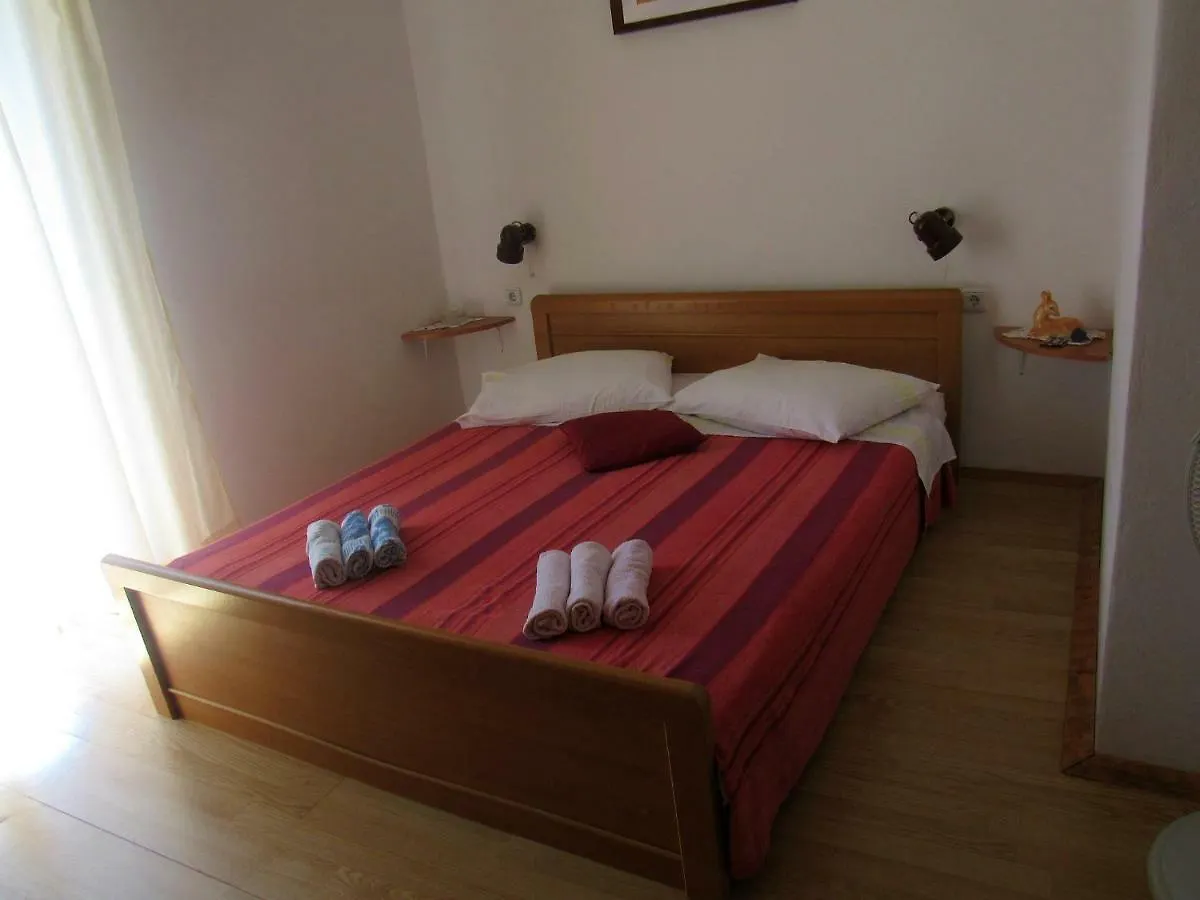 Apartment Kalavojna Rakalj